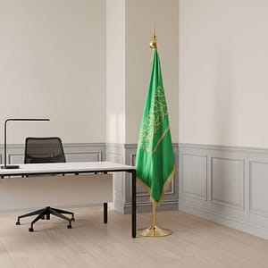 للإيجار: علم السعودية كبير مع سارية ذهبية ✨